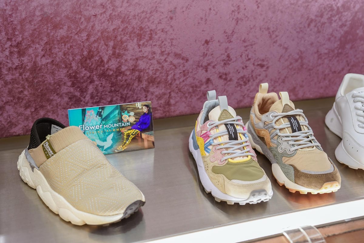 台南鞋店推薦 洒落森林VoGue FoRest 空間寬敞品牌齊全 時尚舒適機能一次買足 母親節活動優惠多61.jpg 台南鞋店推薦 洒落森林VoGue FoRest 空間寬敞品牌齊全 時尚舒適機能一次買足 母親節活動優惠多61.jpg