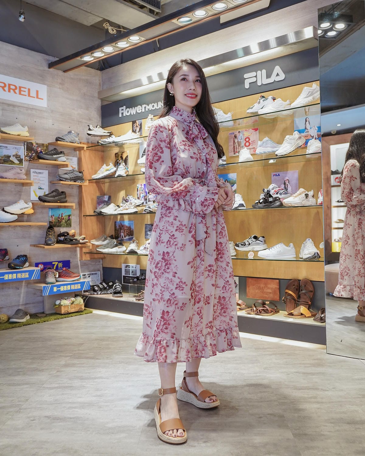 台南鞋店推薦 洒落森林VoGue FoRest 空間寬敞品牌齊全 時尚舒適機能一次買足 母親節活動優惠多30.jpg 台南鞋店推薦 洒落森林VoGue FoRest 空間寬敞品牌齊全 時尚舒適機能一次買足 母親節活動優惠多30.jpg