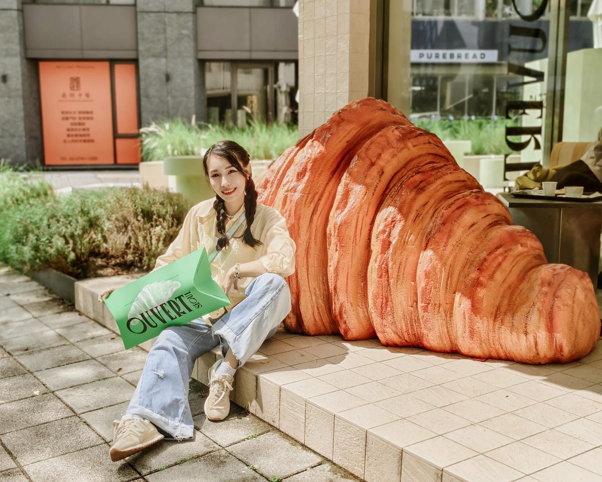 台北大安區咖啡廳 OUVERT SEOUL TAIPEI光復店 巨大可頌當生日蛋糕 來自韓國超人氣咖啡廳品牌13.jpg