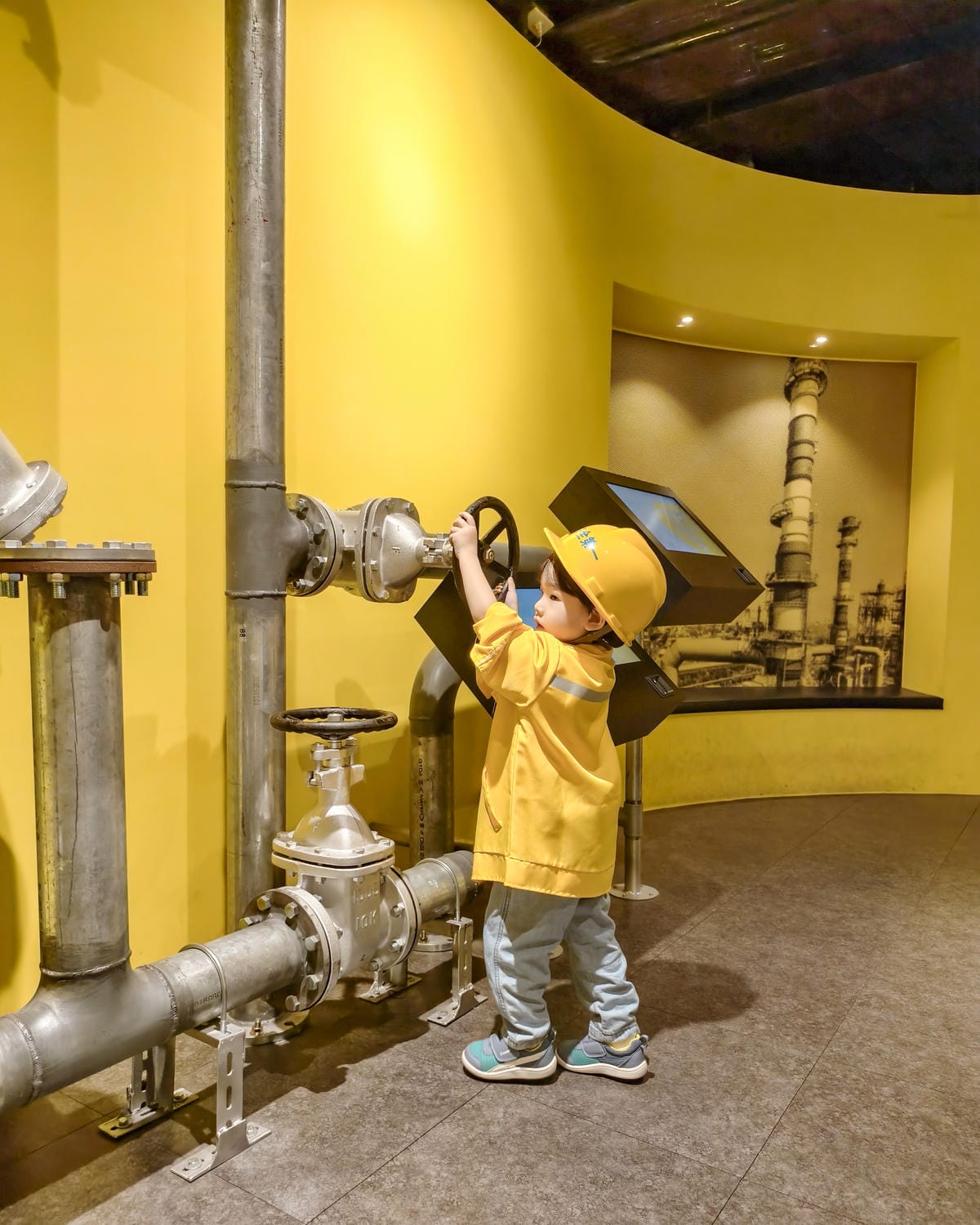 台北免費親子景點 台灣中油石油探索館 手持解密小卡闖關去 室內景點推薦16.jpg 台北免費親子景點 台灣中油石油探索館 手持解密小卡闖關去 室內景點推薦16.jpg