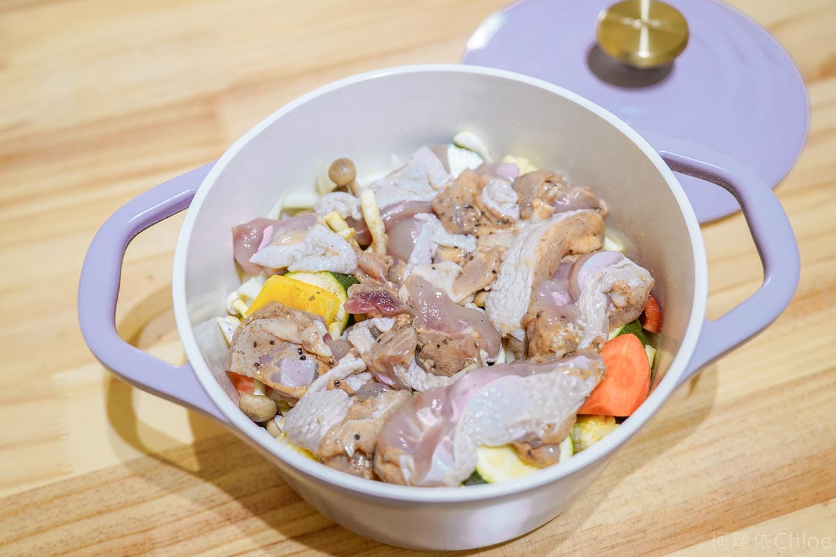 法國特福Tefal Air陶瓷鑄造雙耳湯鍋 輕巧不沾鍋 享受一鍋到底 無水料理的美味 家常食譜分享22.jpg 法國特福Tefal Air陶瓷鑄造雙耳湯鍋 輕巧不沾鍋 享受一鍋到底 無水料理的美味 家常食譜分享22.jpg