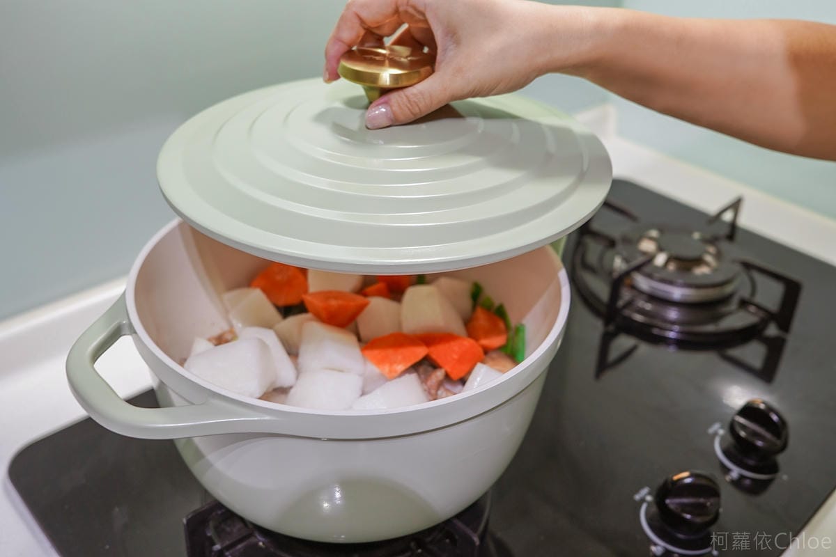 法國特福Tefal Air陶瓷鑄造雙耳湯鍋 輕巧不沾鍋 享受一鍋到底 無水料理的美味 家常食譜分享38.jpg 法國特福Tefal Air陶瓷鑄造雙耳湯鍋 輕巧不沾鍋 享受一鍋到底 無水料理的美味 家常食譜分享38.jpg