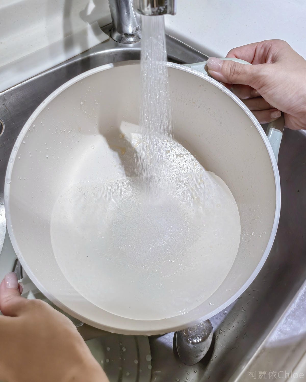 法國特福Tefal Air陶瓷鑄造雙耳湯鍋 輕巧不沾鍋 享受一鍋到底 無水料理的美味 家常食譜分享13.jpg 法國特福Tefal Air陶瓷鑄造雙耳湯鍋 輕巧不沾鍋 享受一鍋到底 無水料理的美味 家常食譜分享13.jpg