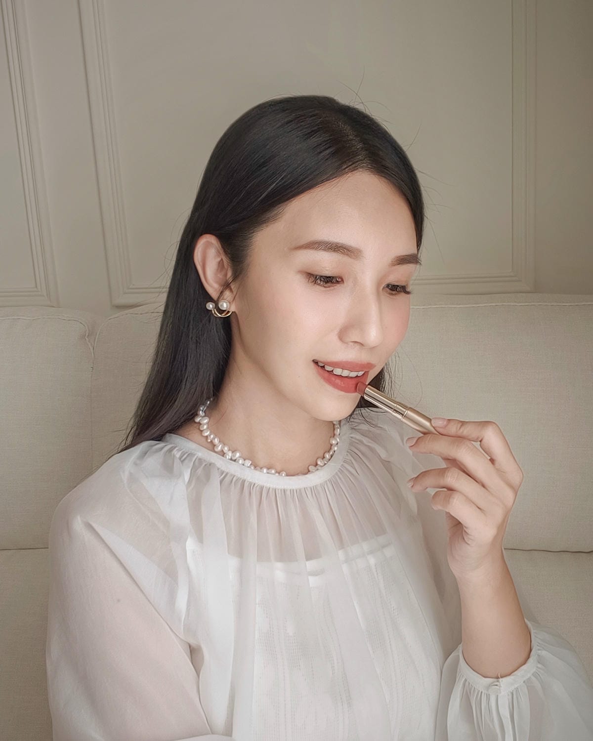 唇膏試色 OPERA 渲漾水色唇膏<薄霧系>質地柔潤顯色度高2.jpg 唇膏試色 OPERA 渲漾水色唇膏<薄霧系>質地柔潤顯色度高2.jpg