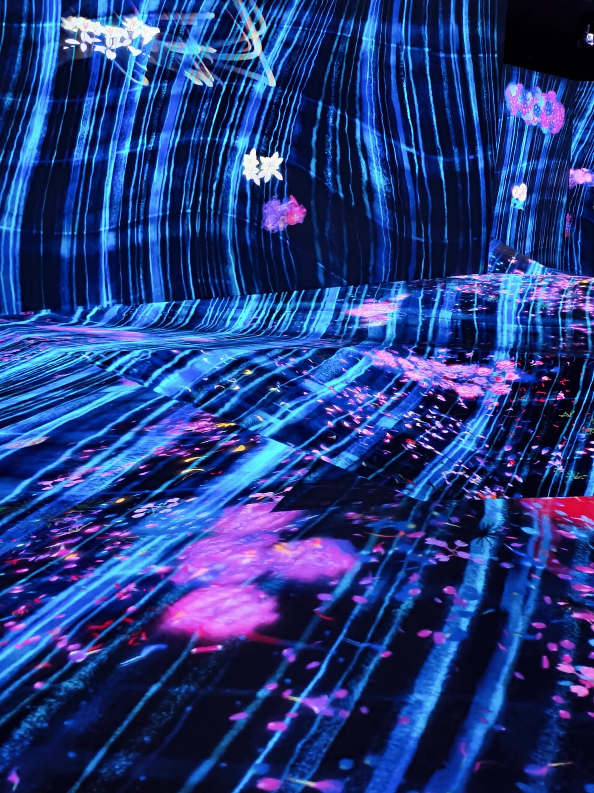 高雄展覽 teamLab共創!未來園高雄 時大亮點必拍 2025暑假必訪的夢幻藝術展!10.jpg 高雄展覽 teamLab共創!未來園高雄 時大亮點必拍 2025暑假必訪的夢幻藝術展!10.jpg