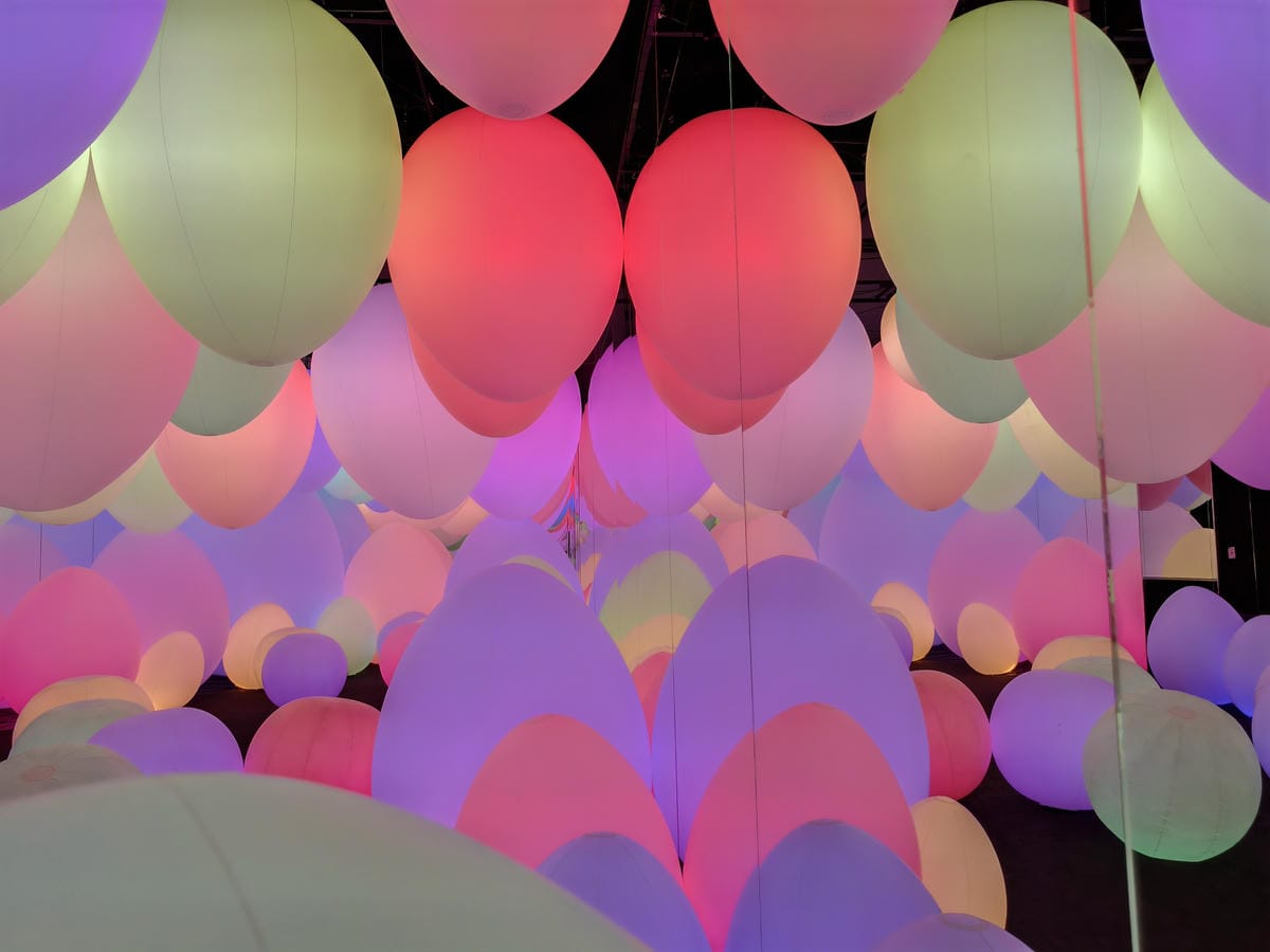 高雄展覽 teamLab共創!未來園高雄 時大亮點必拍 2025暑假必訪的夢幻藝術展!14.jpg 高雄展覽 teamLab共創!未來園高雄 時大亮點必拍 2025暑假必訪的夢幻藝術展!14.jpg