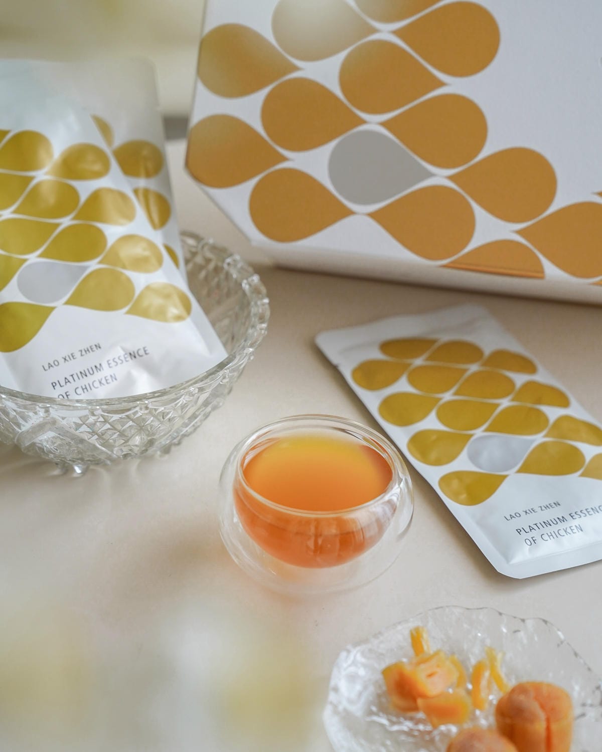 滴雞精頂級禮盒推薦 老協珍白金雞精 將珍貴花膠干貝熬進每一滴精華內 犒賞追求品味健康的你我12.jpg 滴雞精頂級禮盒推薦 老協珍白金雞精 將珍貴花膠干貝熬進每一滴精華內 犒賞追求品味健康的你我12.jpg