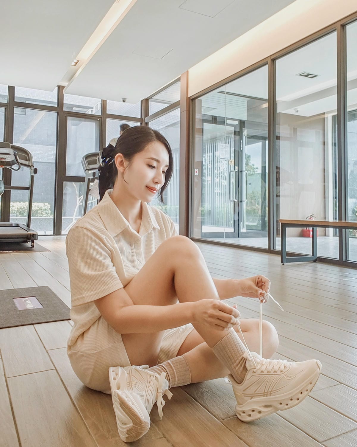 女生時尚運動鞋開箱 Diadora Evo Step運動鞋 日常搭配 健身運動都適合 寬腳鞋款推薦23.jpg