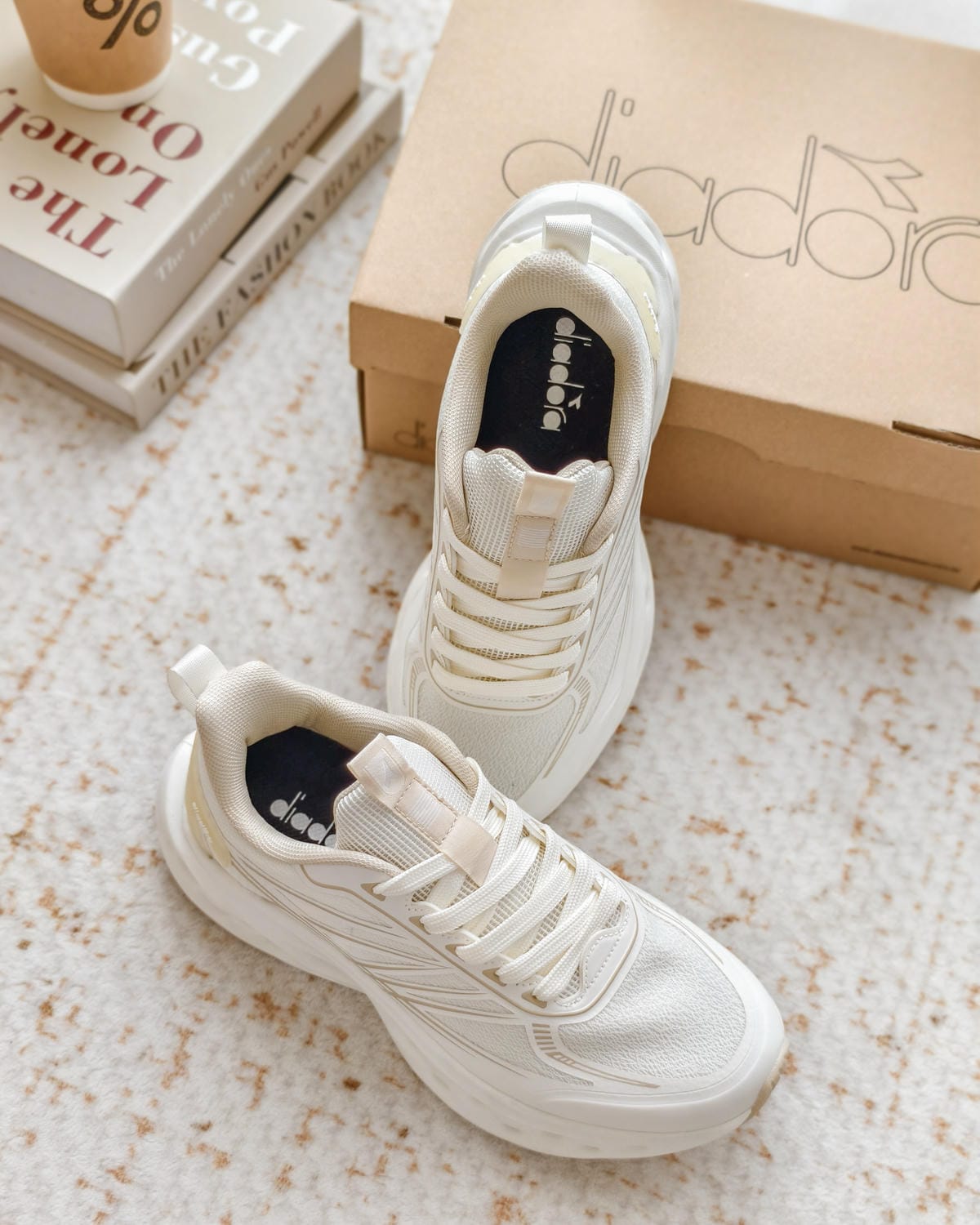 女生時尚運動鞋開箱 Diadora Evo Step運動鞋 日常搭配 健身運動都適合 寬腳鞋款推薦6.jpg