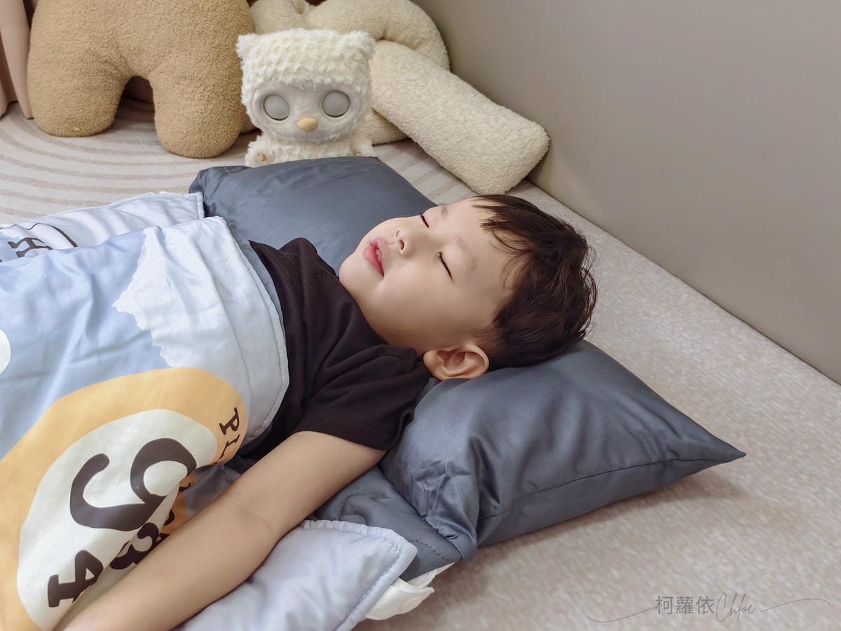 幼兒園必備好物睡袋兩件組推薦 媽咪學苑 赫媽咪天絲舒眠經典款兒童睡袋 透氣舒適 好收納 好清潔 兒童睡袋分享18.jpg 幼兒園必備好物睡袋兩件組推薦 媽咪學苑 赫媽咪天絲舒眠經典款兒童睡袋 透氣舒適 好收納 好清潔 兒童睡袋分享18.jpg