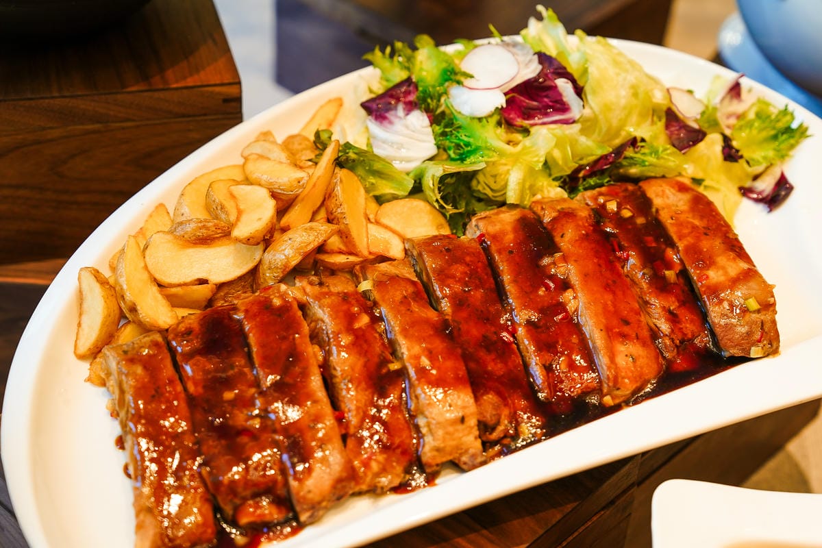 高雄日航酒店|2026婚宴專案 喜宴菜色 婚宴場地搶先看 花結の禮婚禮體驗展34.jpg 高雄日航酒店|2026婚宴專案 喜宴菜色 婚宴場地搶先看 花結の禮婚禮體驗展34.jpg