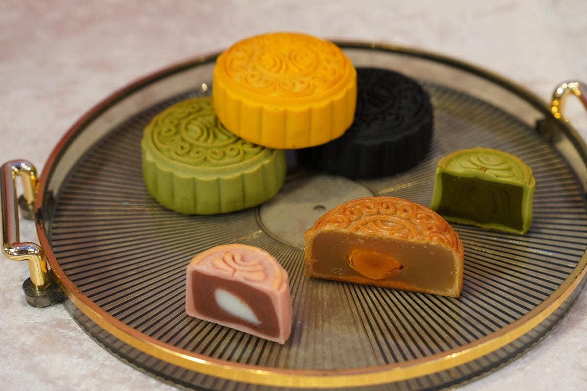 頂級月餅禮盒 漢來情月中秋月餅禮盒 八種口味開箱食記 2025中秋送禮推薦5.jpg 頂級月餅禮盒 漢來情月中秋月餅禮盒 八種口味開箱食記 2025中秋送禮推薦5.jpg