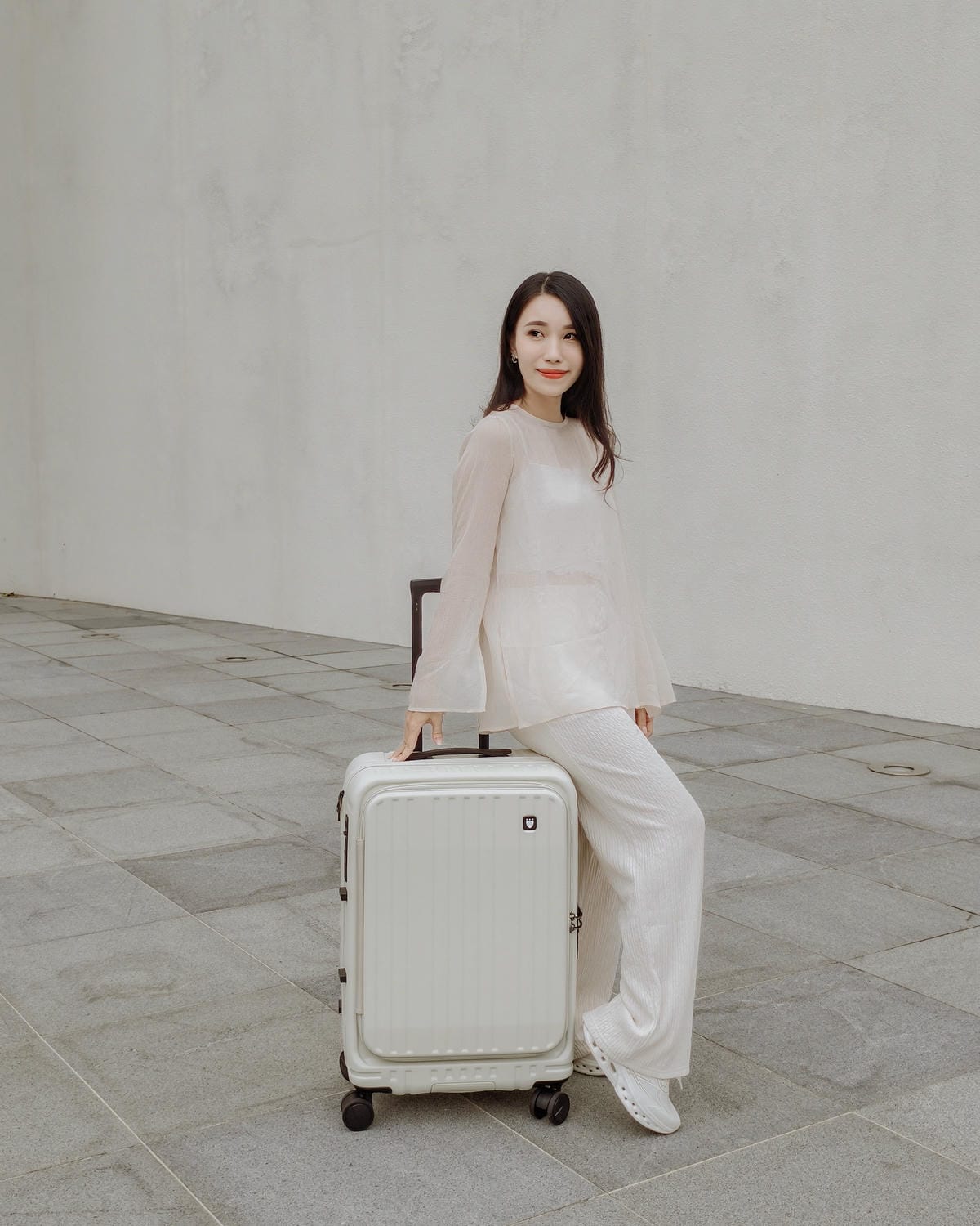 質感美型行李箱分享 SWISS STYLE BERMAS TOP 2.0升級版 上掀前開式煞車行李箱 旅行收納好夥伴25.jpg 質感美型行李箱分享 SWISS STYLE BERMAS TOP 2.0升級版 上掀前開式煞車行李箱 旅行收納好夥伴25.jpg