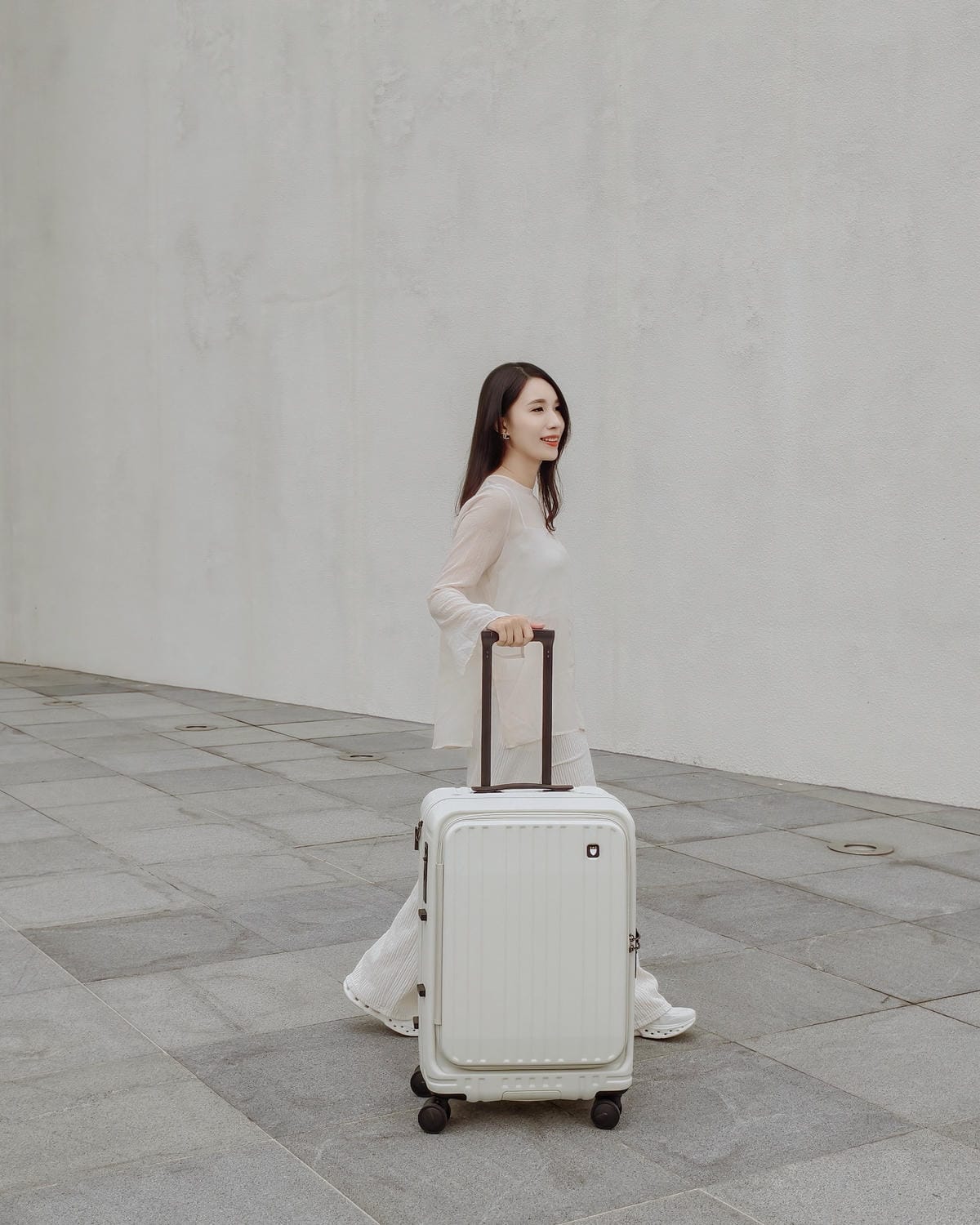 質感美型行李箱分享 SWISS STYLE BERMAS TOP 2.0升級版 上掀前開式煞車行李箱 旅行收納好夥伴26.jpg 質感美型行李箱分享 SWISS STYLE BERMAS TOP 2.0升級版 上掀前開式煞車行李箱 旅行收納好夥伴26.jpg