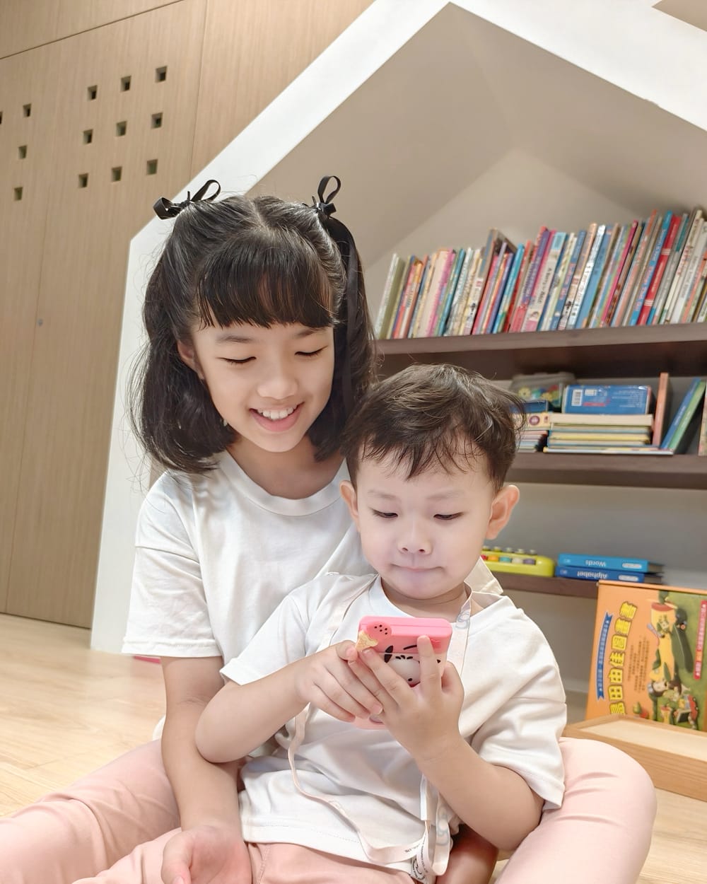 小孩相機推薦FUNY三麗鷗兒童相機兒童相機使用心得 小小攝影師養成 可愛視角紀錄生活3.jpg 小孩相機推薦FUNY三麗鷗兒童相機兒童相機使用心得 小小攝影師養成 可愛視角紀錄生活3.jpg