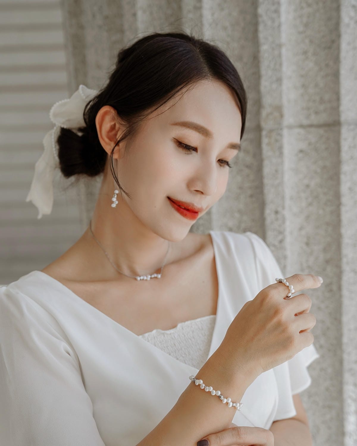 MIESTILO飾品推薦 2025設計師 WHISPERS 質感巴洛克珍珠 浪沫系列 優雅時尚穿搭配件46.jpg MIESTILO飾品推薦 2025設計師 WHISPERS 質感巴洛克珍珠 浪沫系列 優雅時尚穿搭配件46.jpg