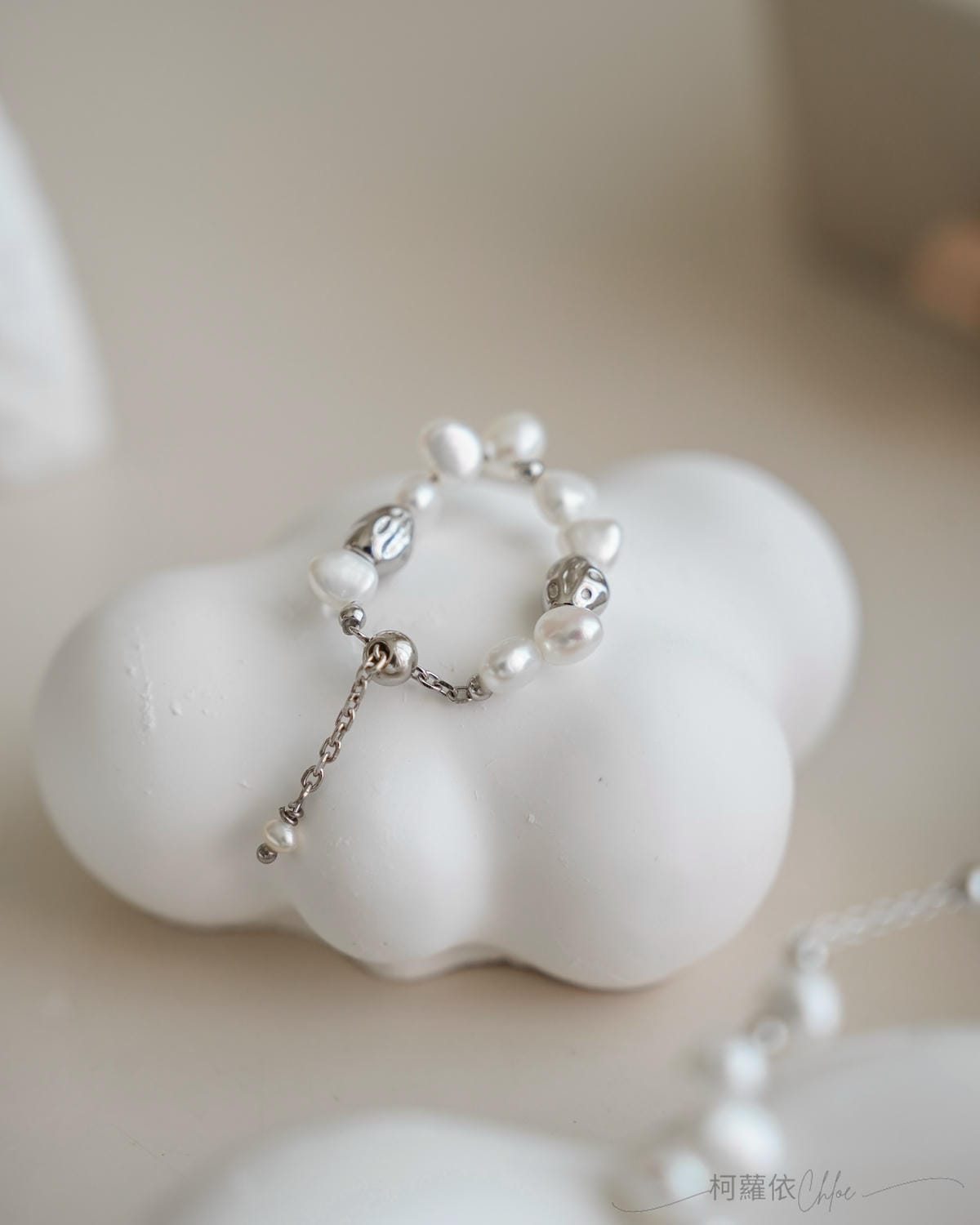 MIESTILO飾品推薦 2025設計師 WHISPERS 質感巴洛克珍珠 浪沫系列 優雅時尚穿搭配件39.jpg MIESTILO飾品推薦 2025設計師 WHISPERS 質感巴洛克珍珠 浪沫系列 優雅時尚穿搭配件39.jpg