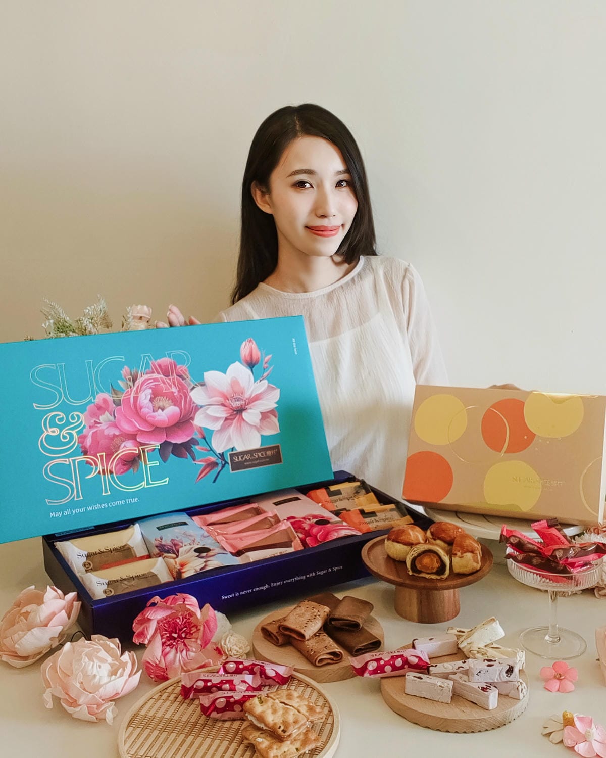 中秋禮盒推薦 糖村 花間森語禮盒 牛軋糖 牛軋餅 薄捲餅 幸福好滋味 另有蛋黃酥月餅禮盒1.jpg 中秋禮盒推薦 糖村 花間森語禮盒 牛軋糖 牛軋餅 薄捲餅 幸福好滋味 另有蛋黃酥月餅禮盒1.jpg