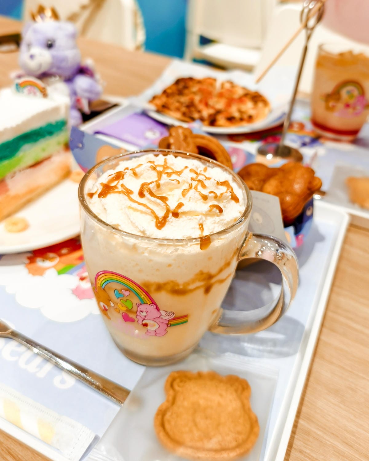 台南咖啡廳 Care Bears主題複合式咖啡廳 期間限定可愛爆擊 南紡購物中心1樓12.jpg 台南咖啡廳 Care Bears主題複合式咖啡廳 期間限定可愛爆擊 南紡購物中心1樓12.jpg