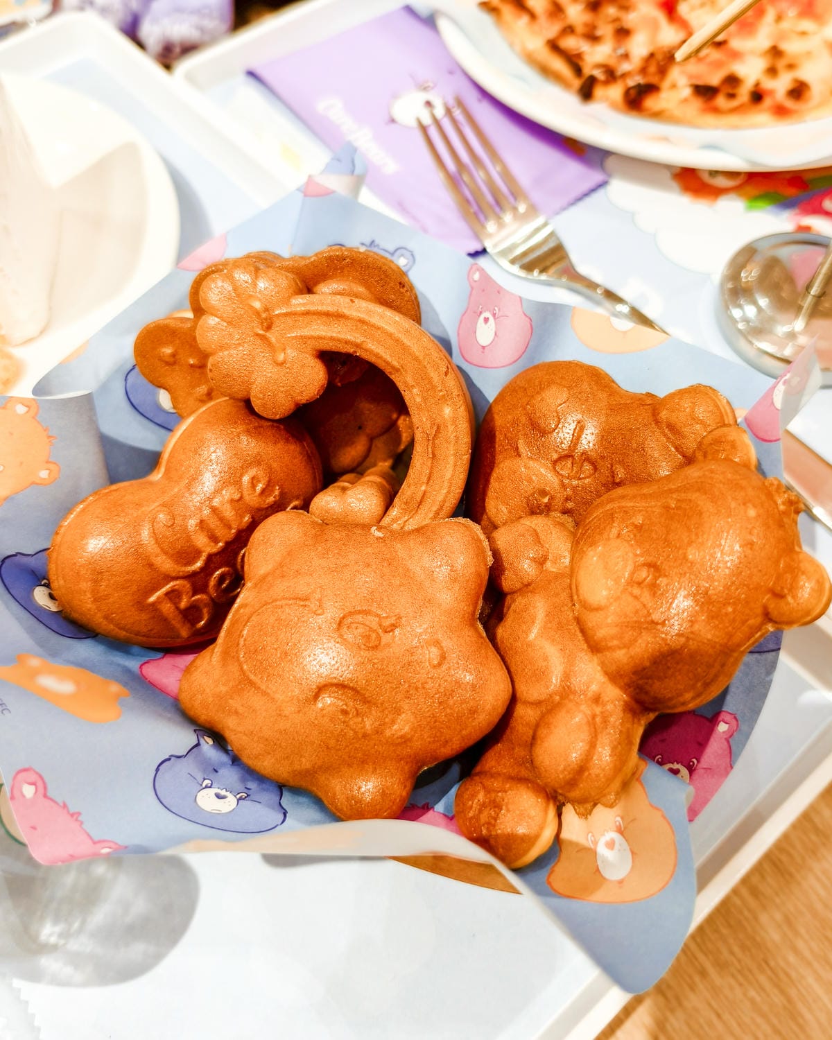 台南咖啡廳 Care Bears主題複合式咖啡廳 期間限定可愛爆擊 南紡購物中心1樓17.jpg 台南咖啡廳 Care Bears主題複合式咖啡廳 期間限定可愛爆擊 南紡購物中心1樓17.jpg