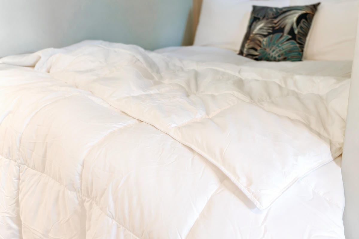 可水洗四季被開箱 日比家族WENTEX可水洗珍珠絲柔雙人四季被 可機洗可烘乾 愛上這舒適輕盈感 百貨品牌四季被心得9.jpg 可水洗四季被開箱 日比家族WENTEX可水洗珍珠絲柔雙人四季被 可機洗可烘乾 愛上這舒適輕盈感 百貨品牌四季被心得9.jpg