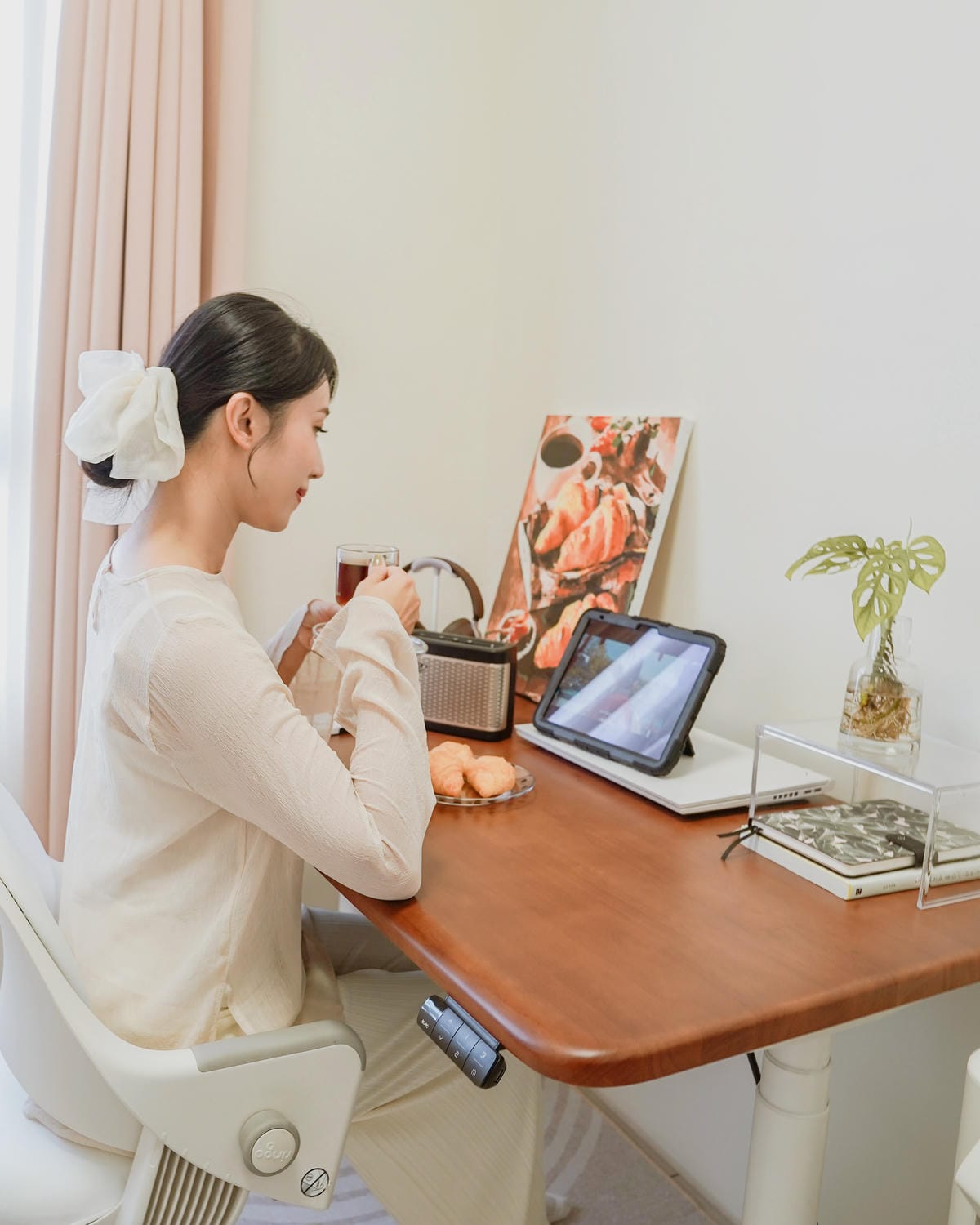 質感原木升降桌開箱 COFO 良木升降桌 實現我的理想工作角落 磁吸收納 自由升降 坐著站著居家辦公都順心44.jpg 質感原木升降桌開箱 COFO 良木升降桌 實現我的理想工作角落 磁吸收納 自由升降 坐著站著居家辦公都順心44.jpg