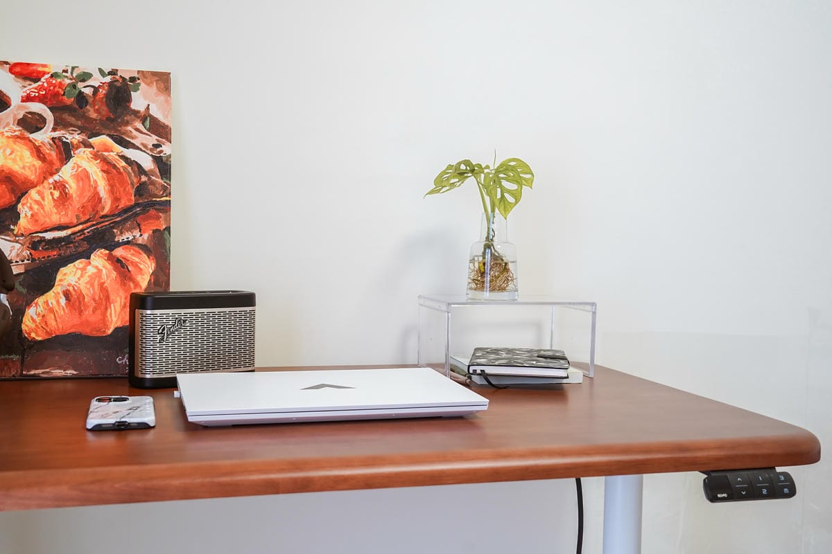 質感原木升降桌開箱 COFO 良木升降桌 實現我的理想工作角落 磁吸收納 自由升降 坐著站著居家辦公都順心52.jpg 質感原木升降桌開箱 COFO 良木升降桌 實現我的理想工作角落 磁吸收納 自由升降 坐著站著居家辦公都順心52.jpg