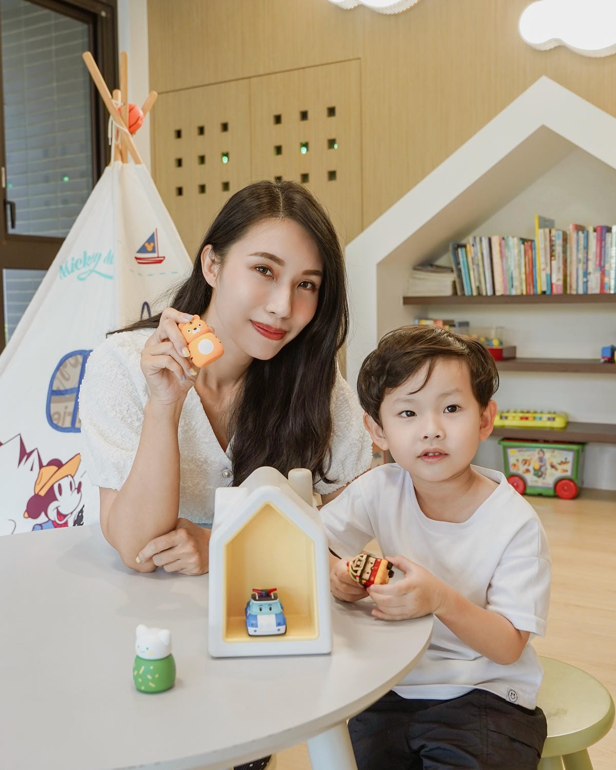 故事機推薦 kokozi 智慧有聲故事屋 質感育兒神器 POLI ROY HOOBA故事大王 陪伴孩子每一天32.jpg 故事機推薦 kokozi 智慧有聲故事屋 質感育兒神器 POLI ROY HOOBA故事大王 陪伴孩子每一天32.jpg