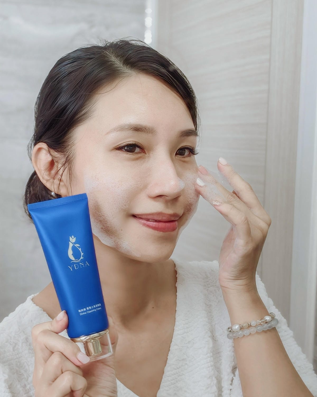 MIT臉部保養品分享 雅典娜YDNA 雅典娜青春之泉潔顏霜生命之水保濕修護液 保濕保養品開箱8.jpg MIT臉部保養品分享 雅典娜YDNA 雅典娜青春之泉潔顏霜生命之水保濕修護液 保濕保養品開箱8.jpg