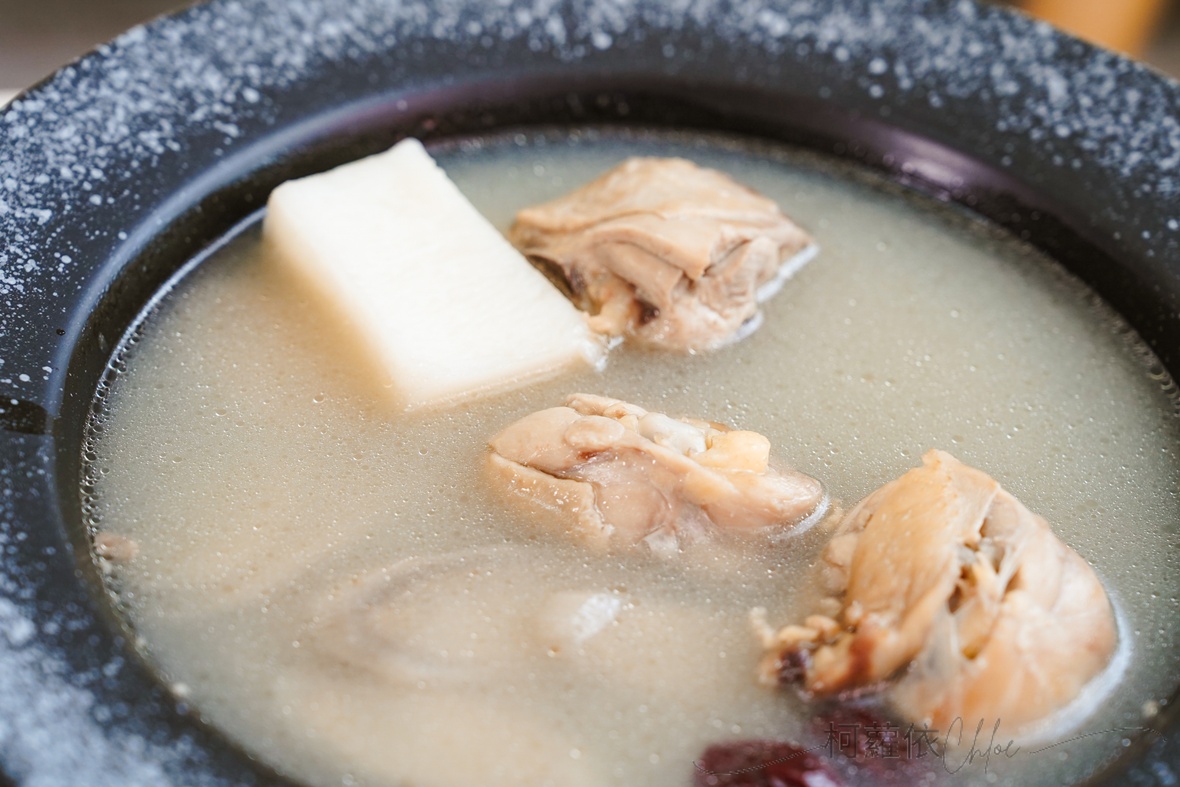 KKLife評價|好喝雞腿湯推薦 媽媽必備的加熱即食湯品推薦 好喝不油不費力的日常保養雞湯 - 第11張圖 KKLife評價|好喝雞腿湯推薦 媽媽必備的加熱即食湯品推薦 好喝不油不費力的日常保養雞湯