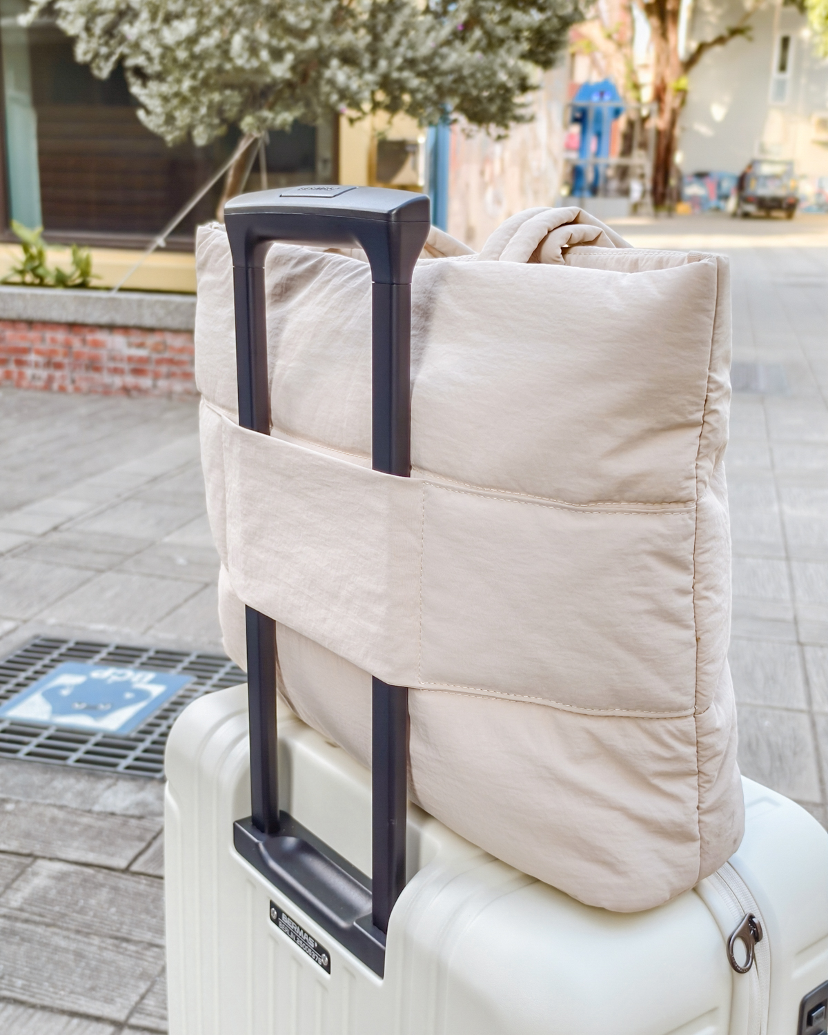 行李配件推薦｜實測好用的ekax行李束帶 固定帶 行李織帶掛環 行李飄帶 百搭雲朵托特包 旅行必備好物一次打包