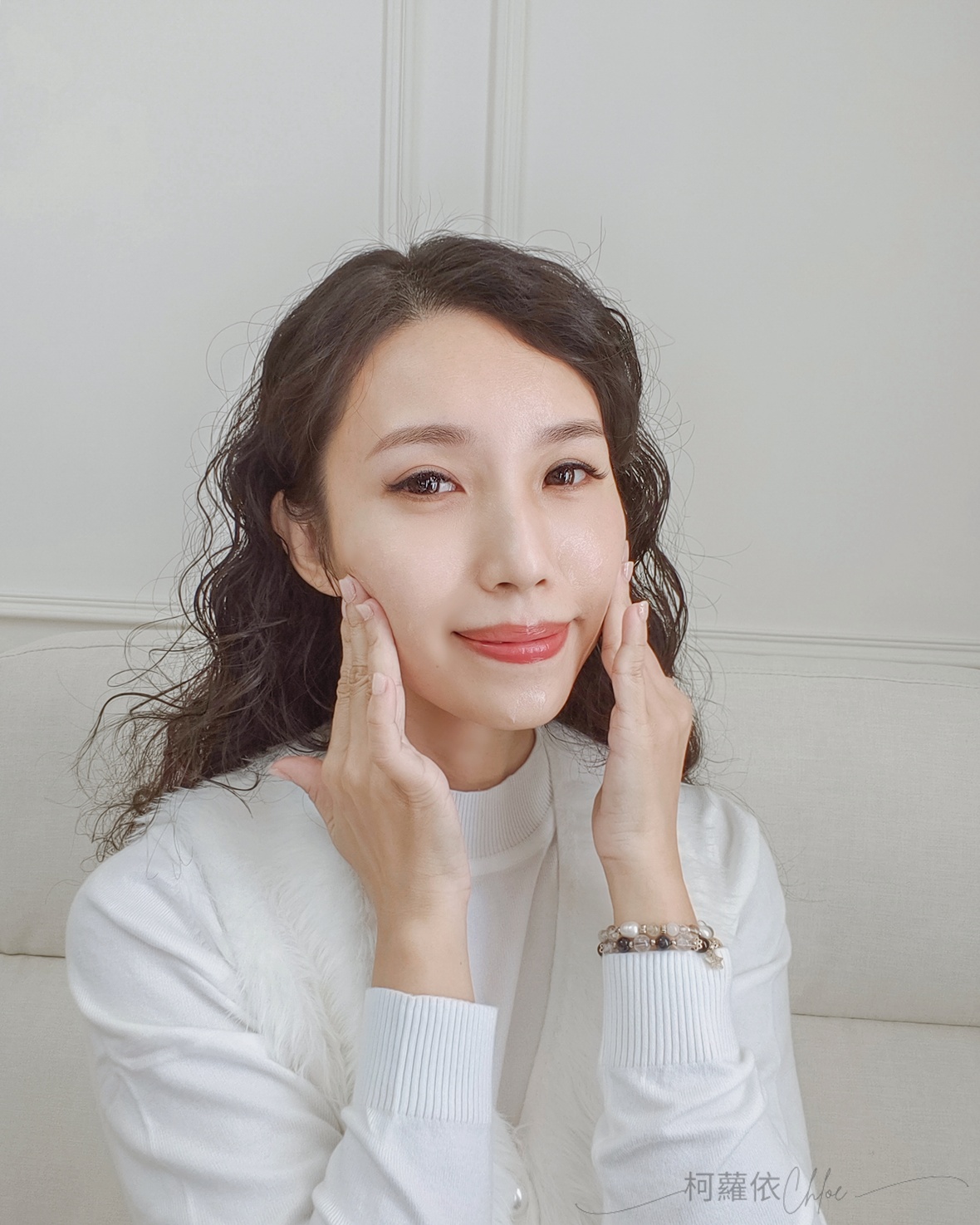 頂級保養推薦|康倪CONI 鑽彩綻光禮盒組 聖誕新品開箱 三步驟打造鑽石般光澤肌 - 第17張圖 頂級保養推薦|康倪CONI 鑽彩綻光禮盒組 聖誕新品開箱 三步驟打造鑽石般光澤肌