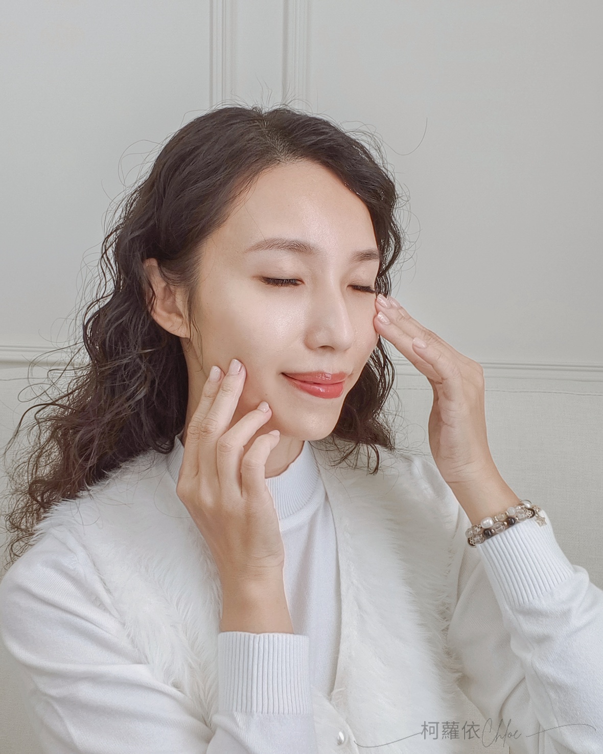 頂級保養推薦｜康倪CONI 鑽彩綻光禮盒組 聖誕新品開箱 三步驟打造鑽石般光澤肌