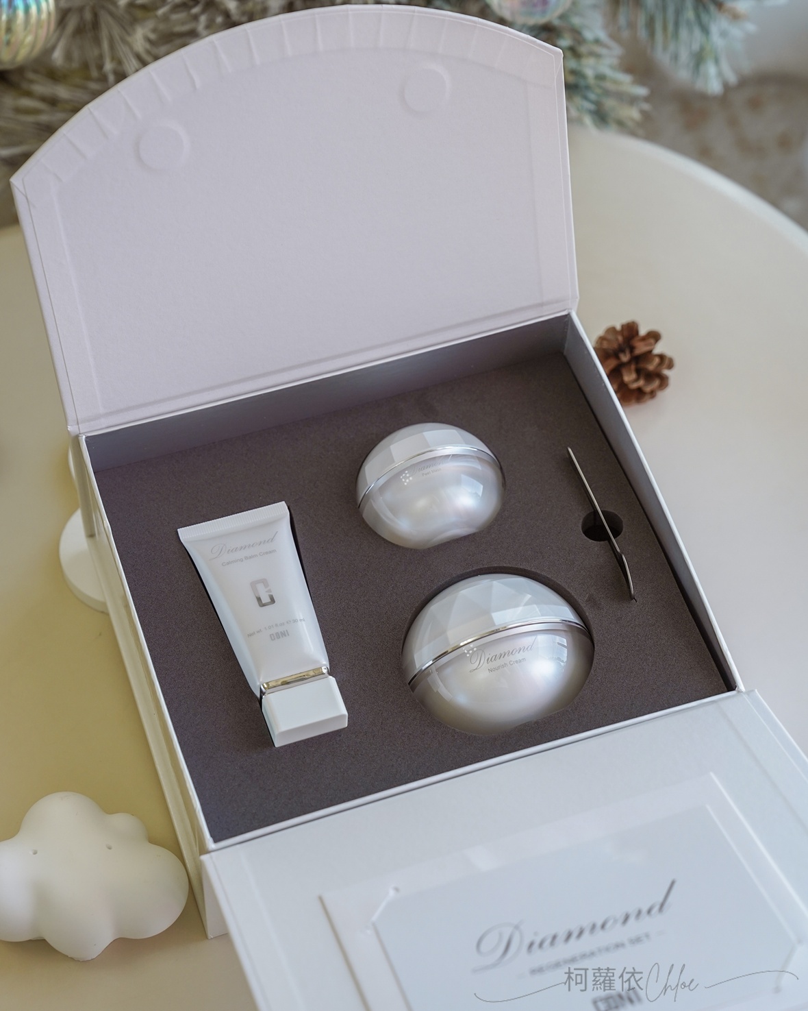 頂級保養推薦|康倪CONI 鑽彩綻光禮盒組 聖誕新品開箱 三步驟打造鑽石般光澤肌 - 第41張圖 頂級保養推薦|康倪CONI 鑽彩綻光禮盒組 聖誕新品開箱 三步驟打造鑽石般光澤肌