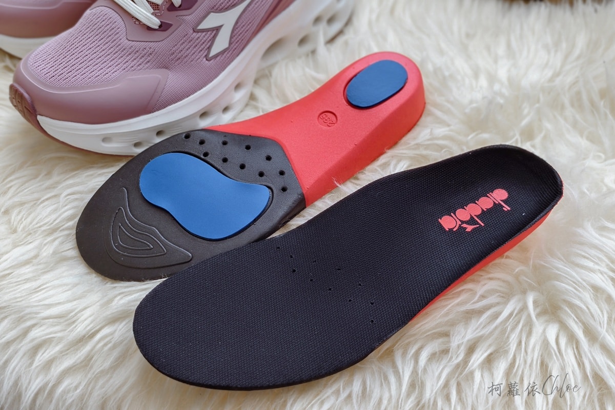 Diadora評價｜足弓支撐運動鞋分享 久走不累鞋子推薦 城市光影時尚運動鞋實穿心得