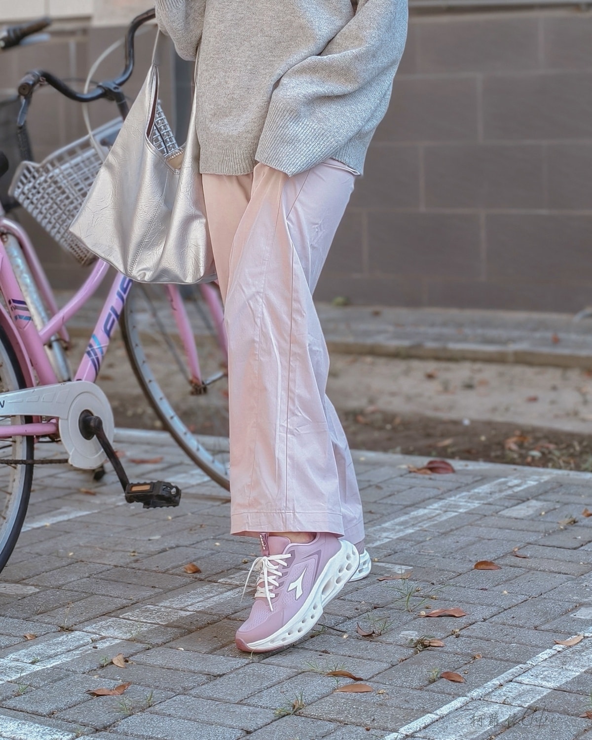 Diadora評價|足弓支撐運動鞋分享 久走不累鞋子推薦 城市光影時尚運動鞋實穿心得 - 第16張圖 Diadora評價|足弓支撐運動鞋分享 久走不累鞋子推薦 城市光影時尚運動鞋實穿心得