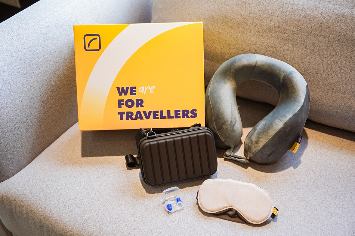 出國旅行必備｜Travel Blue 藍旅 旅途有型禮盒 經典款 多功能防盜包時尚好揹又安心