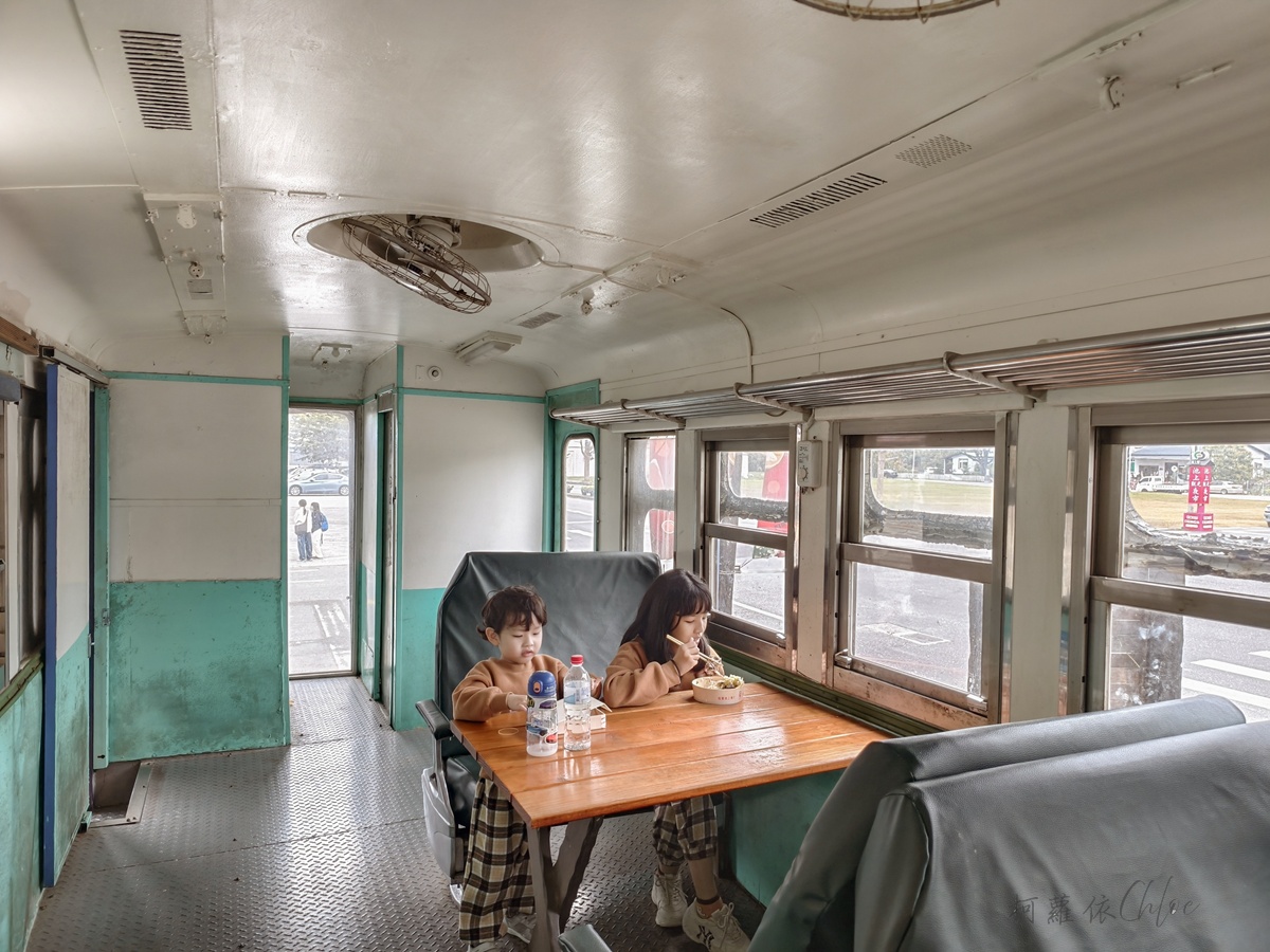 台東池上親子餐廳｜悟饕池上飯包文化故事館 在藍皮火車廂內吃懷舊鐵路便當