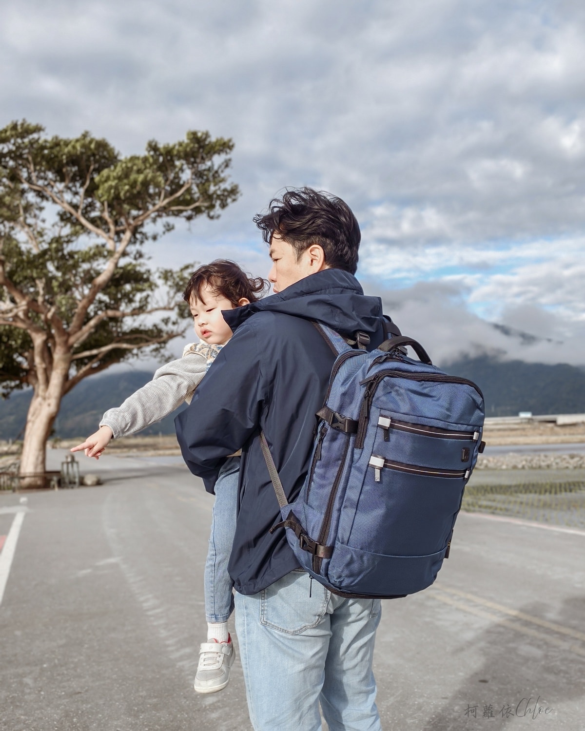 輕旅行後背包推薦｜Travel Blue 藍旅Journey 經典款 爸爸包媽媽包都適合