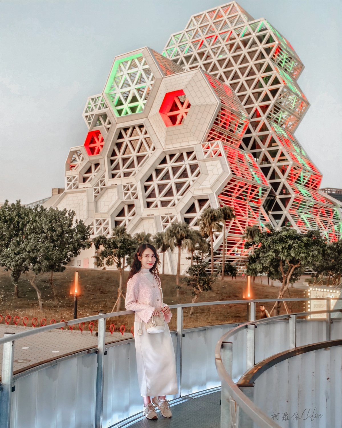 高雄國際貨櫃藝術節-愛耍廢 搭乘文化遊艇巡航高雄港 遇見藝術與港都記憶的美好