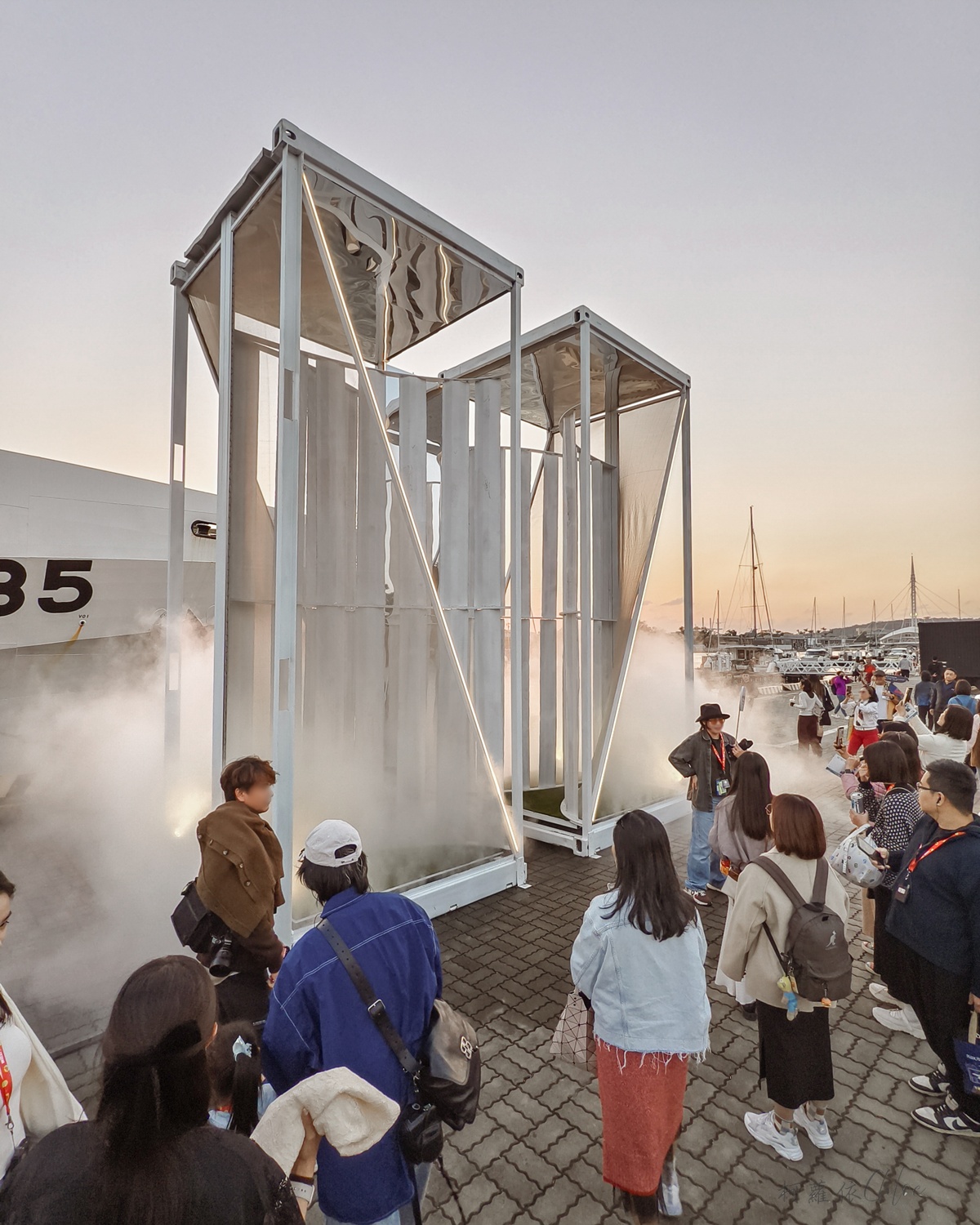 高雄國際貨櫃藝術節-愛耍廢 搭乘文化遊艇巡航高雄港 遇見藝術與港都記憶的美好