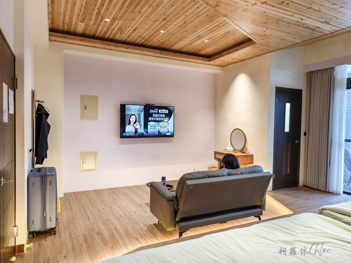 台東池上民宿｜水也上居House 親子友善四人房開箱  田野山景盡收眼底 電梯質感住宿推薦