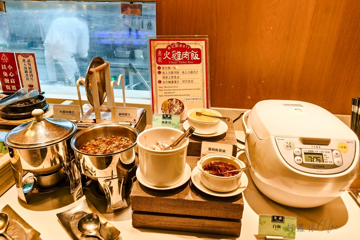 嘉義親子住宿推薦｜長榮文苑酒店住宿心得 親子設施 家庭房開箱 梅問屋春節伴手禮一次收藏