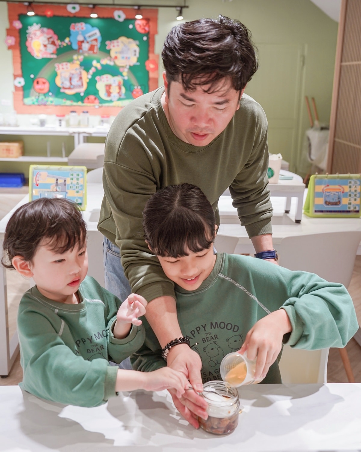 嘉義親子觀光工廠推薦|梅問屋梅子元氣館 一年四季都能玩的室內景點 梅山伴手禮 DIY手作課程與孩子釀出回憶 - 第43張圖 嘉義親子觀光工廠推薦|梅問屋梅子元氣館 一年四季都能玩的室內景點 梅山伴手禮 DIY手作課程與孩子釀出回憶