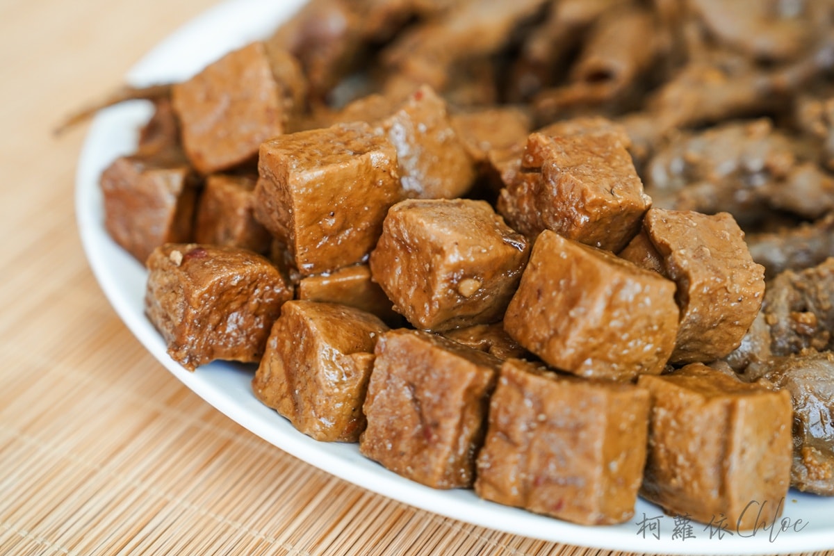 員林伴手禮推薦｜黑竹園雞腳凍開箱 40年老滷滷味 宅配美食必買清單