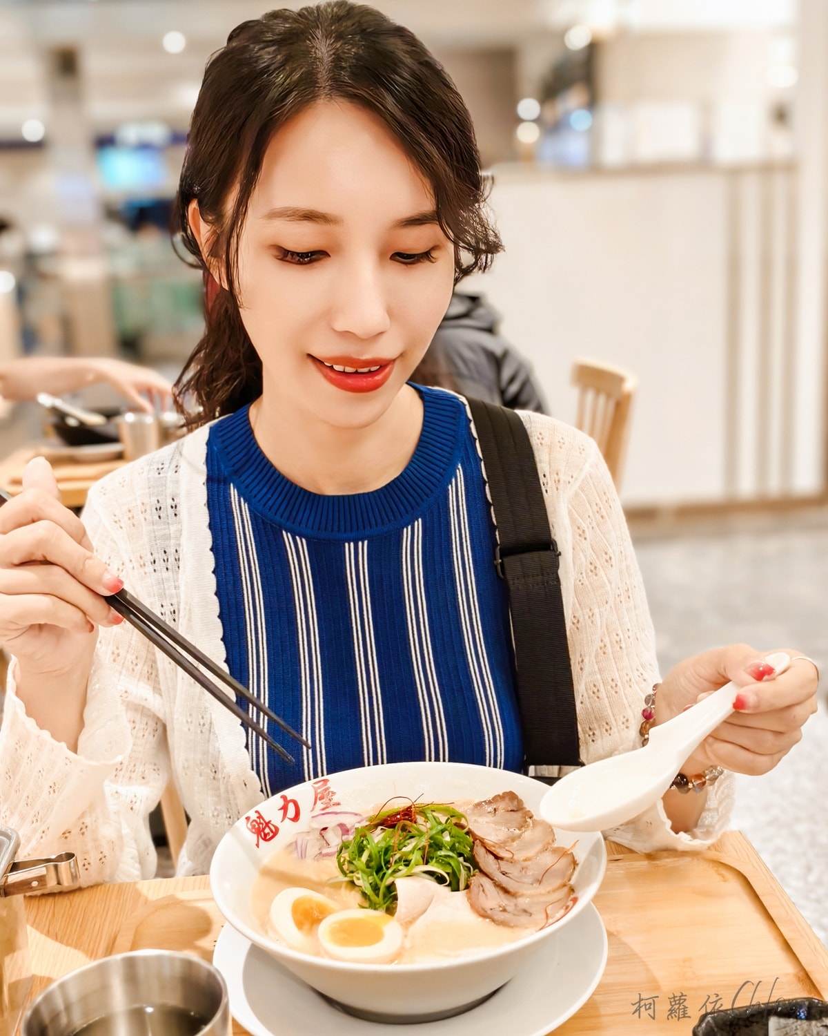 台南新光三越小北門美食｜魁力屋拉麵必吃推薦 雞白湯醬油拉麵濃郁不膩 附菜單