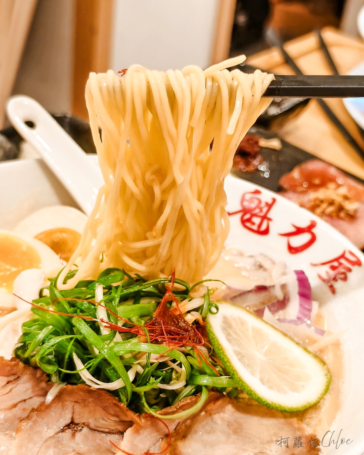 台南新光三越小北門美食｜魁力屋拉麵必吃推薦 雞白湯醬油拉麵濃郁不膩 附菜單