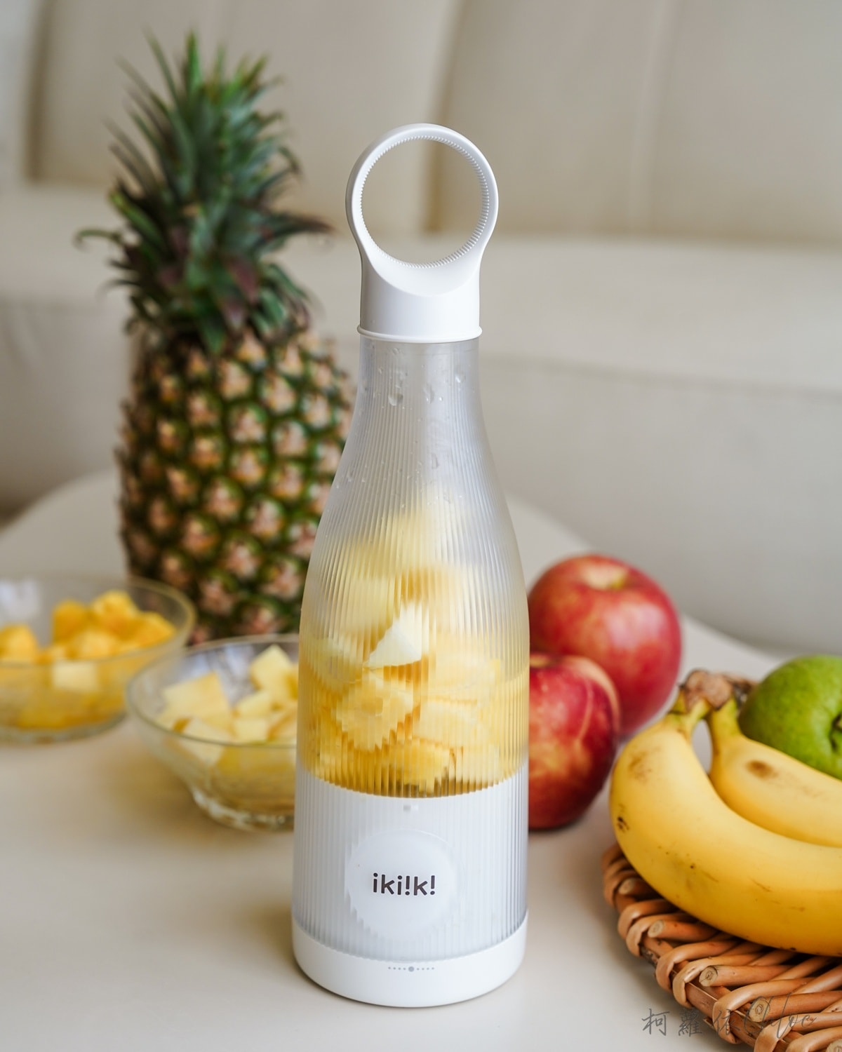 果汁機推薦｜ikiiki伊崎 USB隨行果汁機開箱 3款超簡單日常果汁飲食譜