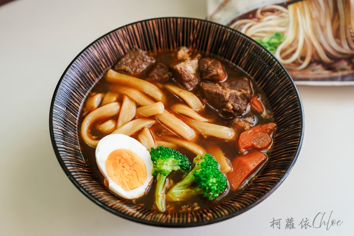 冷凍麵食宅配開箱|茗天香 椒麻豬肉麵 Q彈刀削麵體涮嘴 厚實豬肉 香麻很夠味 - 第10張圖 冷凍麵食宅配開箱|茗天香 椒麻豬肉麵 Q彈刀削麵體涮嘴 厚實豬肉 香麻很夠味