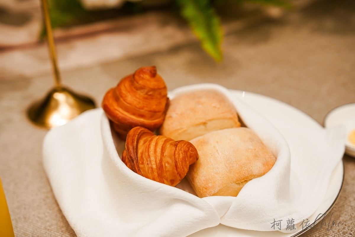 高雄日航酒店婚禮體驗展｜西式婚宴太美了！蜿蜒桌型、精緻餐點到調香互動一次看